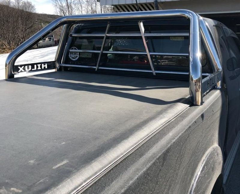 Toyota Hilux Veltebøyle 2016-> til m/u trekk 2,5 cm kant klaring